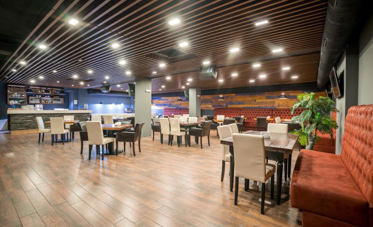 טביליסי Capitol Hotel By Umbrella מראה חיצוני תמונה