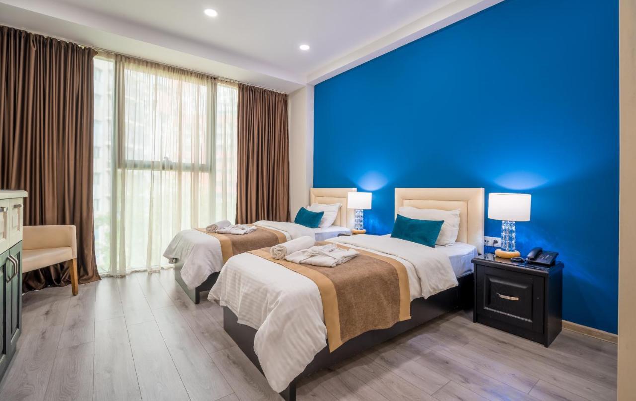 טביליסי Capitol Hotel By Umbrella מראה חיצוני תמונה